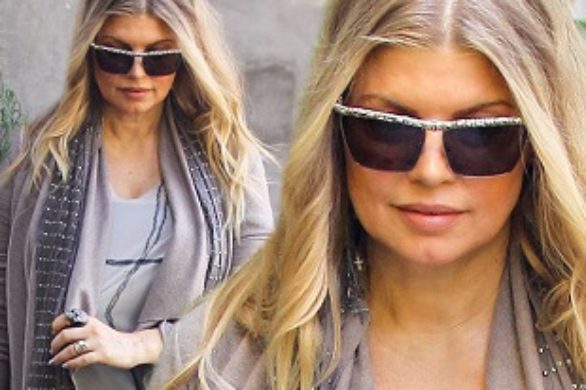 Fergie w ciążowej stylizacji