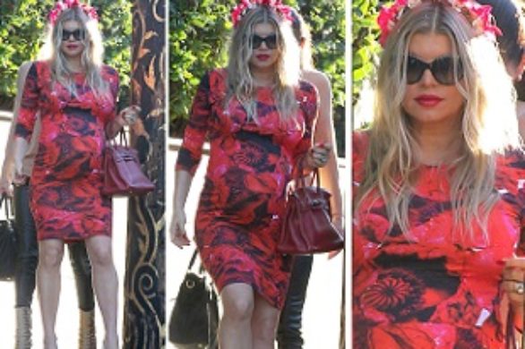 Fergie w sukience w róże (FOTO)