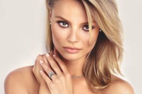 Magdalena Frąckowiak w kalendarzu YES 2013 (FOTO)