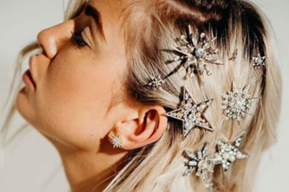 Nie masz jeszcze pomysłu na sylwestrową fryzurę? Wypróbuj Tinsel Hair!