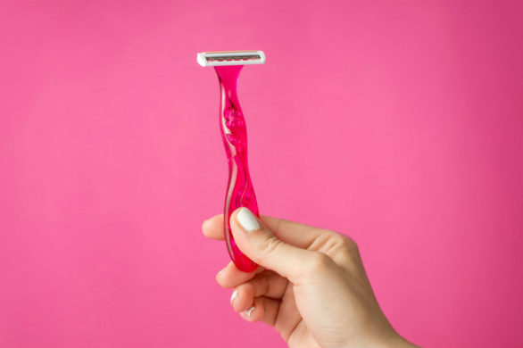 Trik, dzięki któremu unikniesz wrastania włosów po goleniu