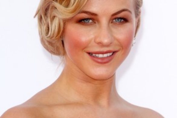 Julianne Hough w sukni Georges Hobeika jesień 2012