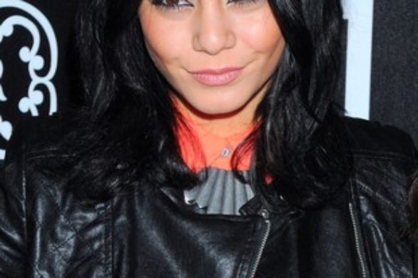 Vanessa Hudgens i jej czarna skórzana ramoneska (FOTO)