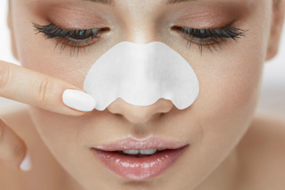 Te 3 dziwaczne zabiegi pielęgnacyjne zlikwidują Twoje zaskórniki!