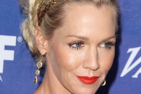 Jennie Garth jak grecka bogini (FOTO)