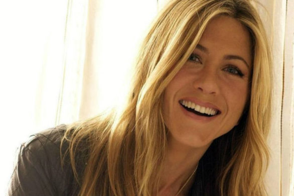 Wizażystka Jennifer Aniston zdradziła, jak utrwala szminkę aktorki!