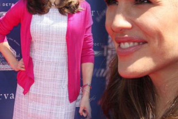 Jennifer Garner stawia na róż (FOTO)