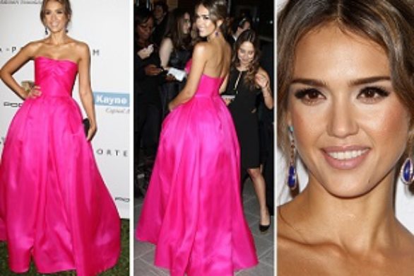 Jessica Alba w różowej sukni Reem Acra (FOTO)
