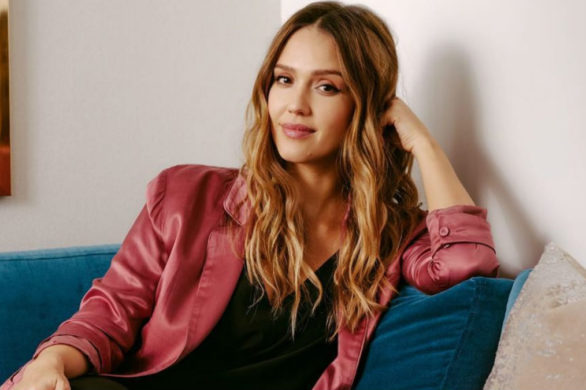 Jessica Alba bez makijażu wcale nie wygląda jak Jessica Alba bez makijażu?