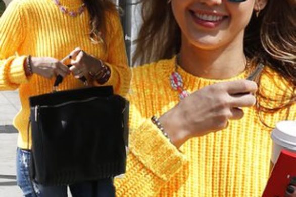 Jessica Alba w żółtym swetrze (FOTO)