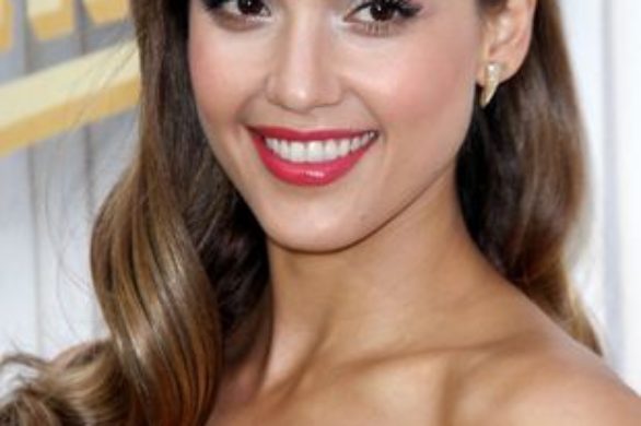 Jessica Alba: Nie mam ciała idealnego!