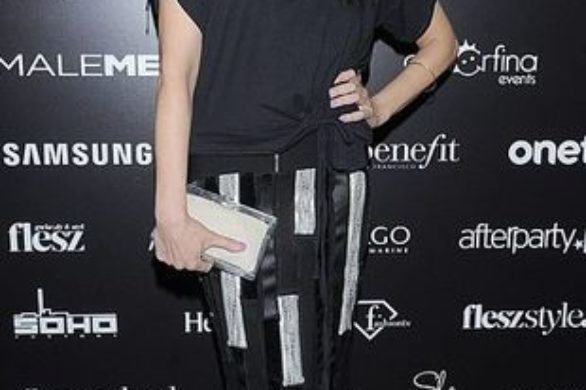 Joanna Horodyńska w czapce Burberry Prorsum