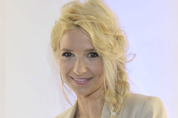 Joanna Koroniewska już nie jest blondynką. Fani mówią, że ten kolor ją odmłodził