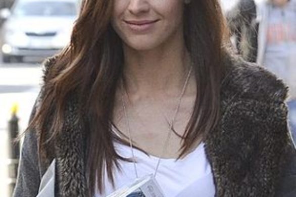 Julia Kamińska jesienią stawia na szarości (FOTO)