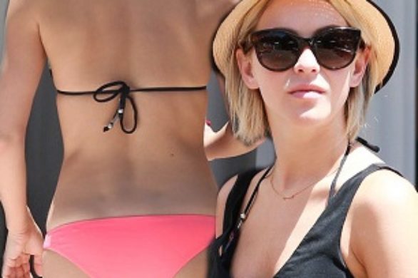 Julianne Hough w bikini