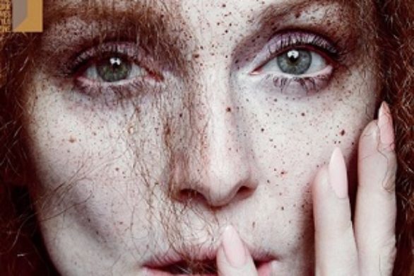 Julianne Moore w artystycznym ujęciu dla T Magazine