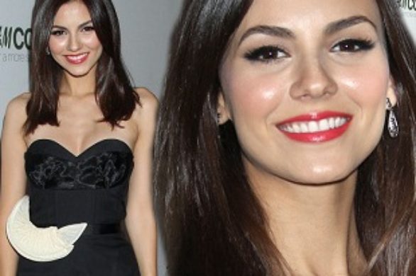 Victoria Justice w sukience H&M Exclusive Conscious