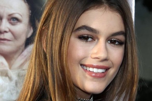 Kaia Gerber, córka Cindy Crawford,  na czerwonym dywanie! (FOTO)