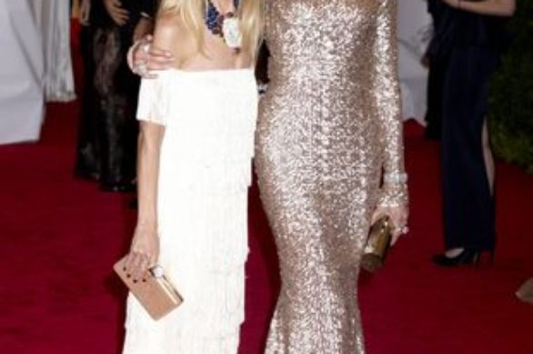 Karolina Kurkova w syreniej sukni od Rachel Zoe