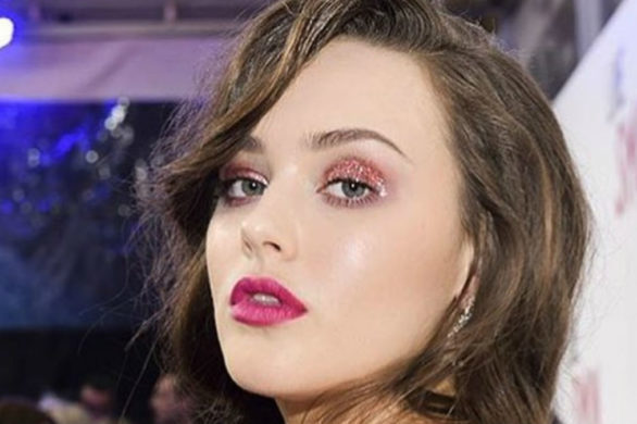 Najlepszy kolor szminki dla brunetek!  Katherine Langford w błysku fleszy