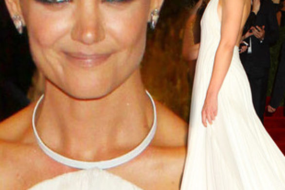 Katie Holmes w bieli  na MET Gala 2013 (FOTO)