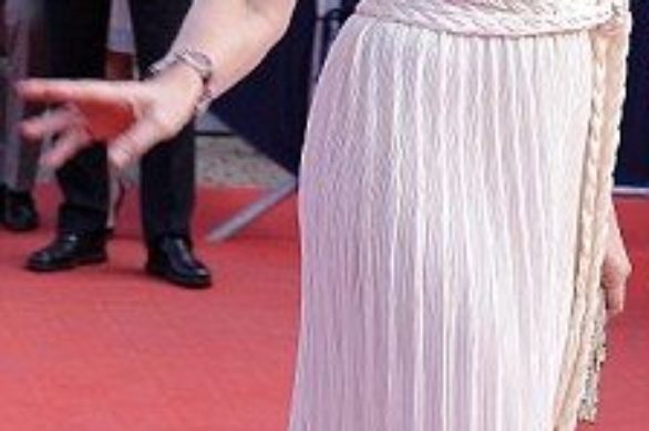 Kim Cattrall  – bogini w bieli