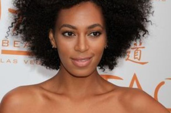 Radosna stylizacja Solange Knowles