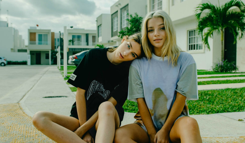 Kobiety nie znoszą tych 9 rzeczy w swoim wyglądzie. Faceci ich nie zauważają Kobiety nie znoszą tych 9 rzeczy w swoim wyglądzie. Faceci ich nie zauważają