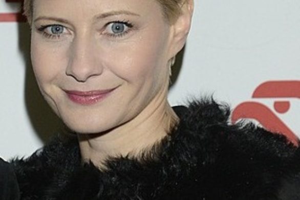 Małgorzata Kożuchowska  w czarnym futerku Aryton za 3.499 zł