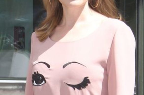 Kylie Minogue w uroczej sukience Moschino (FOTO)