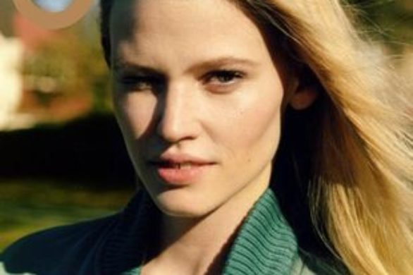 Naturalna Lara Stone na okładce i-D Magazine