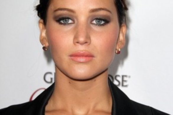 Jennifer Lawrence w płaszczu Christiana Diora