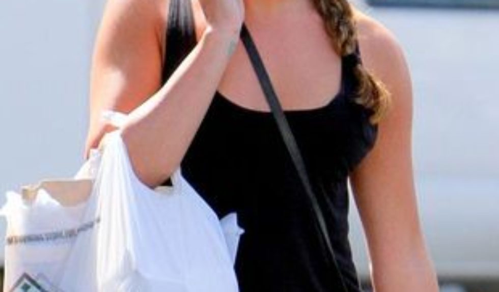 Lea Michele w warkoczu na bok (FOTO)