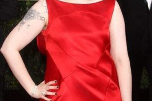 Która gwiazda pokazała fałdki w bieliźnie Calvin Klein?