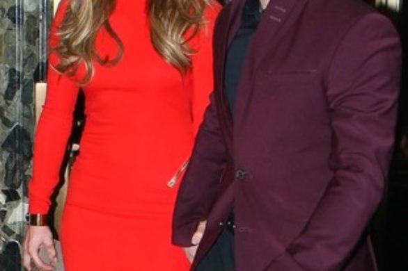 Jennifer Lopez w czerwonej sukience