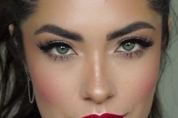 Zmysłowy makijaż na Walentynki (VIDEO)