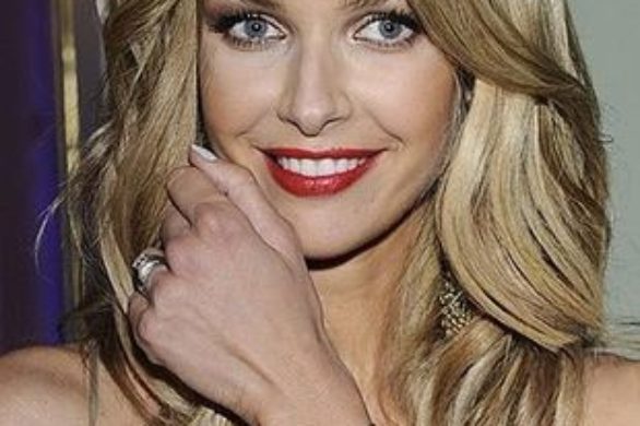 Magdalena Mielcarz na okładce magazynu Viva!