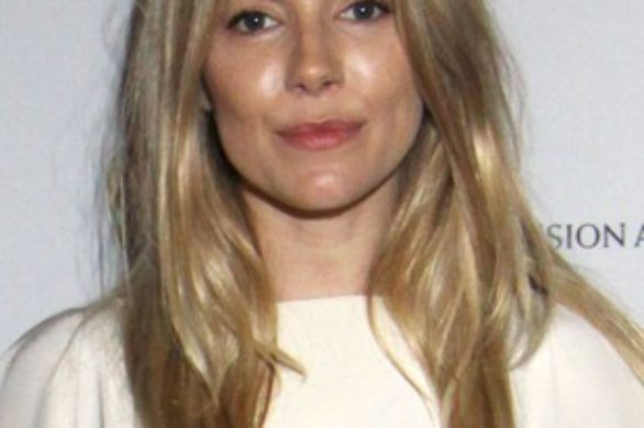 Sienna Miller w białej sukni