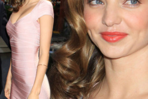Miranda Kerr w sukience Herve Leger (FOTO)