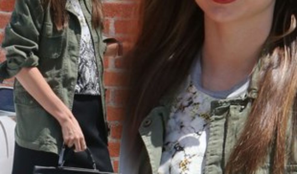 Miranda Kerr w seksownej mini (FOTO)