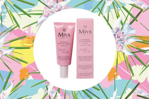 Baza pod makijaż, krem i maseczka w jednym, czyli jak działa Secret Glow