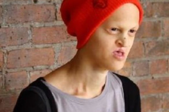 Melanie Gaydos rozebrała się przed kamerami (VIDEO)