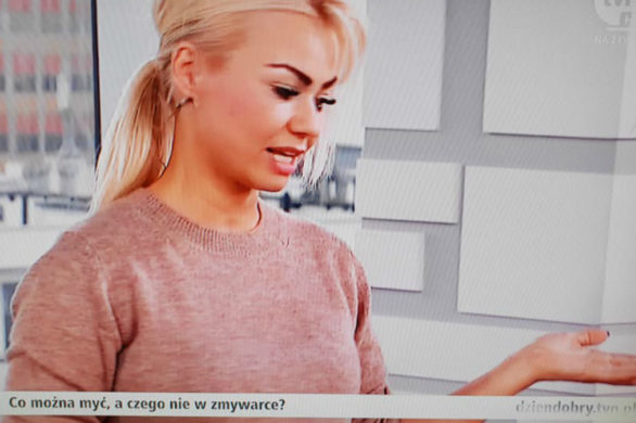 Ekspertka w telewizji śniadaniowej zaleca myć pędzle w… zmywarce!