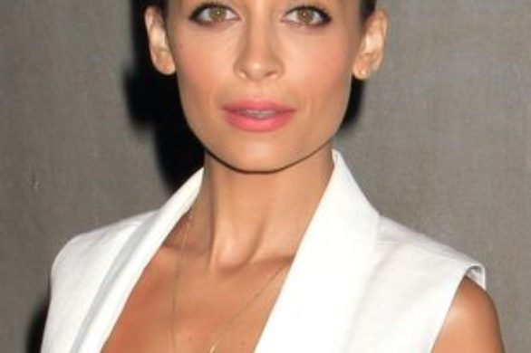 Nicole Richie w zestawie od J Brand  i Alexandra Wanga