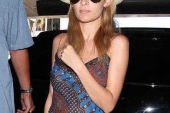 Uniwersalny kapelusz Nicole Richie (FOTO)