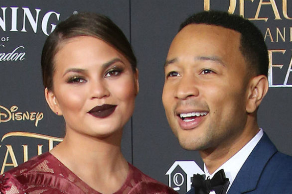 John Legend postuje selfie Chrissy Teigen bez makijażu! Nie potrzebuje filtrów?