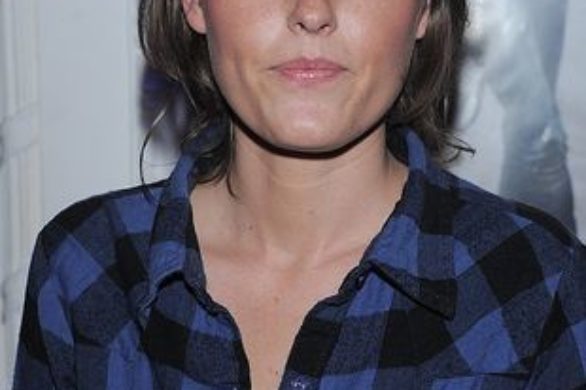 Olga Frycz w koszuli w kratę (FOTO)