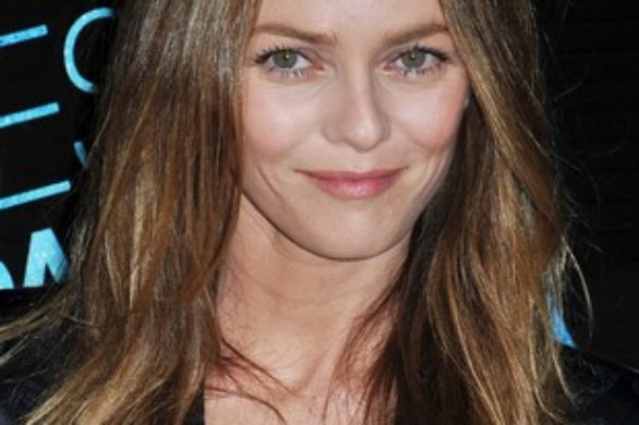 Vanessa Paradis na podobnych okładkach w Marie Clarie