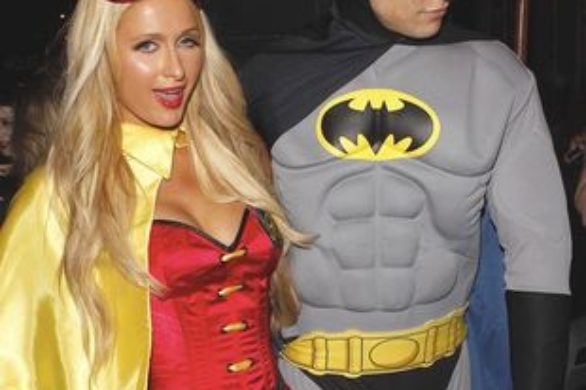 Paris Hilton jako… Robin (FOTO)