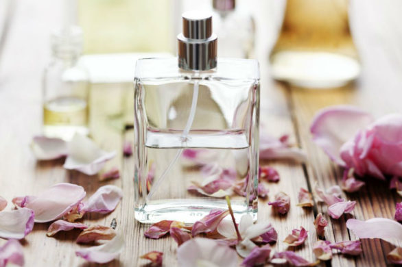 Stradivarius też wprowadza perfumy! Wiemy jakie zapachy kryją się we flakonikach